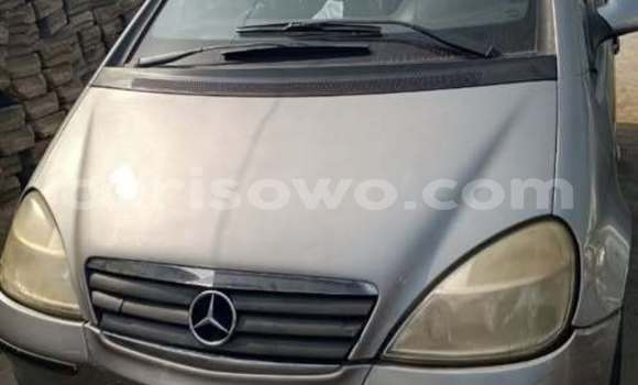 Acheter Occasion Voiture Mercedes-Benz 190 Autre à Cotonou, Benin Acheter Occasion Voiture Mercedes-Benz 190 Autre à Cotonou, Benin