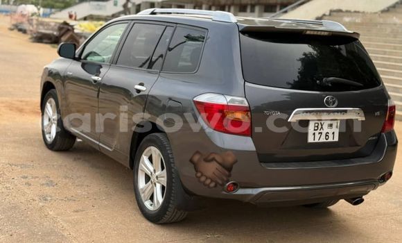 Acheter Occasion Voiture Toyota Highlander Noir à Cotonou, Benin Acheter Occasion Voiture Toyota Highlander Noir à Cotonou, Benin
