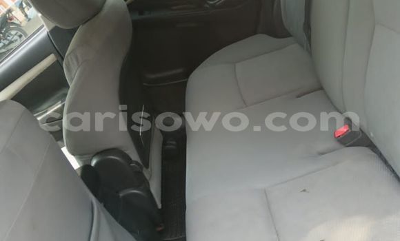 Acheter Occasion Voiture Toyota Matrix Blanc à Cotonou, Benin Acheter Occasion Voiture Toyota Matrix Blanc à Cotonou, Benin