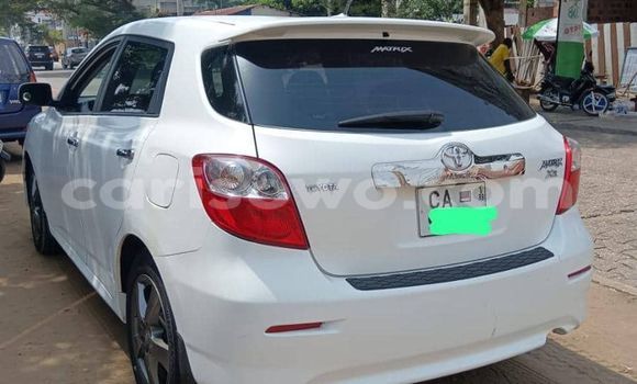 Acheter Occasion Voiture Toyota Matrix Blanc à Cotonou, Benin Acheter Occasion Voiture Toyota Matrix Blanc à Cotonou, Benin