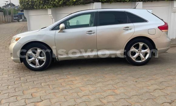 Acheter Occasion Voiture Toyota Venza Gris à Cotonou, Benin Acheter Occasion Voiture Toyota Venza Gris à Cotonou, Benin