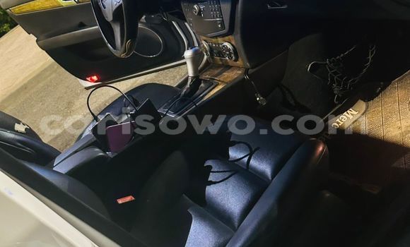 Acheter Occasion Voiture Mercedes-Benz C–Class Blanc à Cotonou, Benin Acheter Occasion Voiture Mercedes-Benz C–Class Blanc à Cotonou, Benin