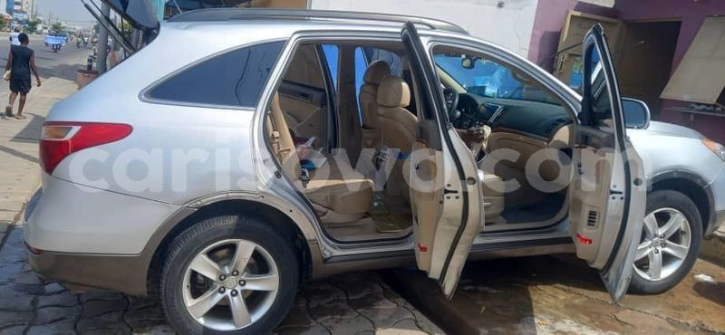 Big with watermark hyundai veracruz benin cotonou 24311
