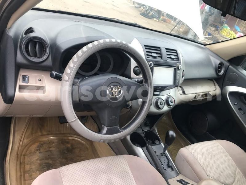 Big with watermark toyota rav4 benin cotonou 24312