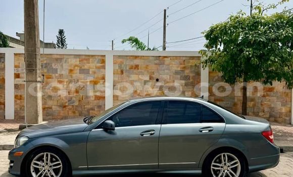 Acheter Occasion Voiture Mercedes-Benz C–Class Gris à Cotonou, Benin Acheter Occasion Voiture Mercedes-Benz C–Class Gris à Cotonou, Benin