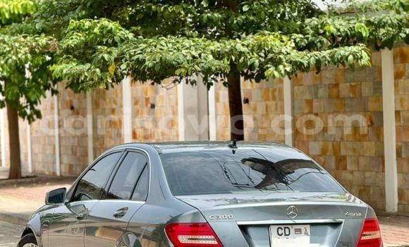 Acheter Occasion Voiture Mercedes-Benz C–Class Gris à Cotonou, Benin Acheter Occasion Voiture Mercedes-Benz C–Class Gris à Cotonou, Benin