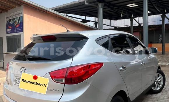 Acheter Occasion Voiture Hyundai Tucson Gris à Cotonou, Benin Acheter Occasion Voiture Hyundai Tucson Gris à Cotonou, Benin
