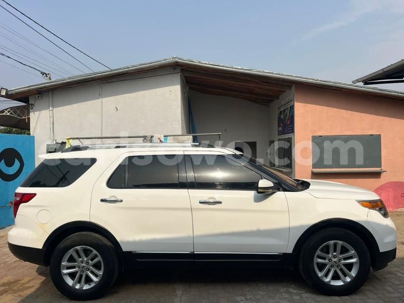 Big with watermark ford explorer benin cotonou 24324