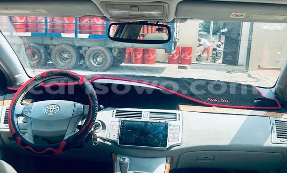 Acheter Occasion Voiture Toyota Avalon Blanc à Cotonou, Benin Acheter Occasion Voiture Toyota Avalon Blanc à Cotonou, Benin