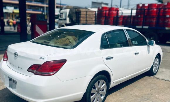 Acheter Occasion Voiture Toyota Avalon Blanc à Cotonou, Benin Acheter Occasion Voiture Toyota Avalon Blanc à Cotonou, Benin