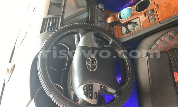 Acheter Occasion Voiture Toyota Highlander Vert à Cotonou, Benin Acheter Occasion Voiture Toyota Highlander Vert à Cotonou, Benin