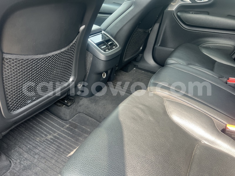 Big with watermark volvo xc90 benin cotonou 24334