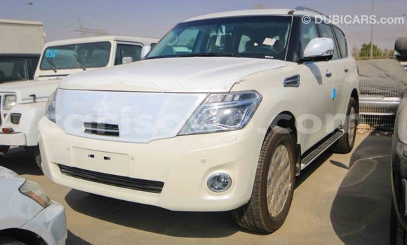 Ra Imported Nissan Patrol funfun Ọkọ̀ in Import - Dubai ni Benin Ra Imported Nissan Patrol funfun Ọkọ̀ in Import - Dubai ni Benin