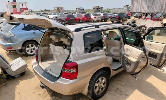 Acheter Occasion Voiture Toyota Highlander Other à Cotonou, Benin Acheter Occasion Voiture Toyota Highlander Other à Cotonou, Benin