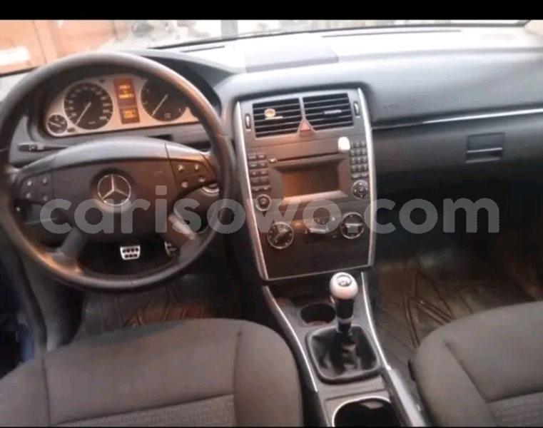 Big with watermark mercedes benz a200 benin cotonou 24340