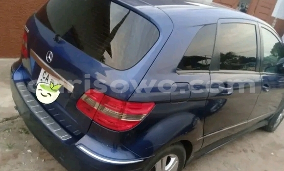 Acheter Occasion Voiture Mercedes-Benz A200 Noir à Cotonou, Benin Acheter Occasion Voiture Mercedes-Benz A200 Noir à Cotonou, Benin