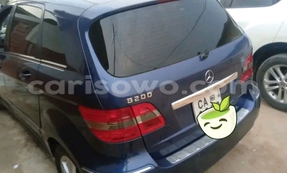 Acheter Occasion Voiture Mercedes-Benz A200 Noir à Cotonou, Benin Acheter Occasion Voiture Mercedes-Benz A200 Noir à Cotonou, Benin