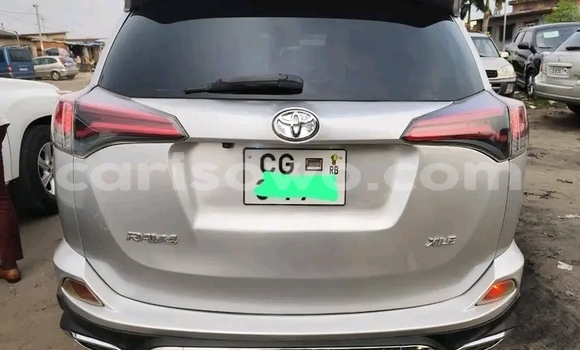 Acheter Occasion Voiture Toyota RAV4 Other à Cotonou, Benin Acheter Occasion Voiture Toyota RAV4 Other à Cotonou, Benin