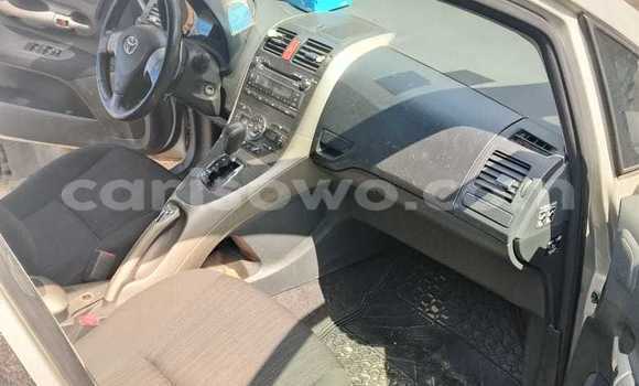 Sayi Na hannu Toyota Auris White Mota in Cotonou a Benin Sayi Na hannu Toyota Auris White Mota in Cotonou a Benin