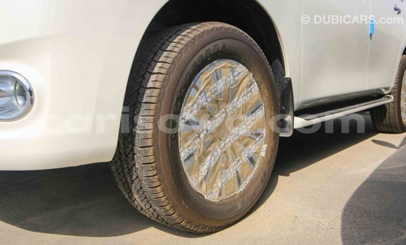Ra Imported Nissan Patrol funfun Ọkọ̀ in Import - Dubai ni Benin Ra Imported Nissan Patrol funfun Ọkọ̀ in Import - Dubai ni Benin