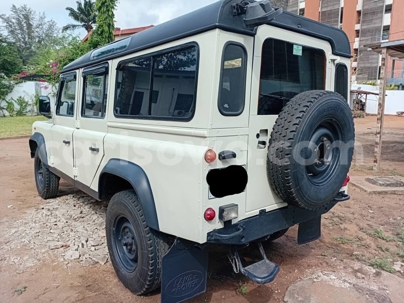 Big with watermark land rover defender benin cotonou 24354