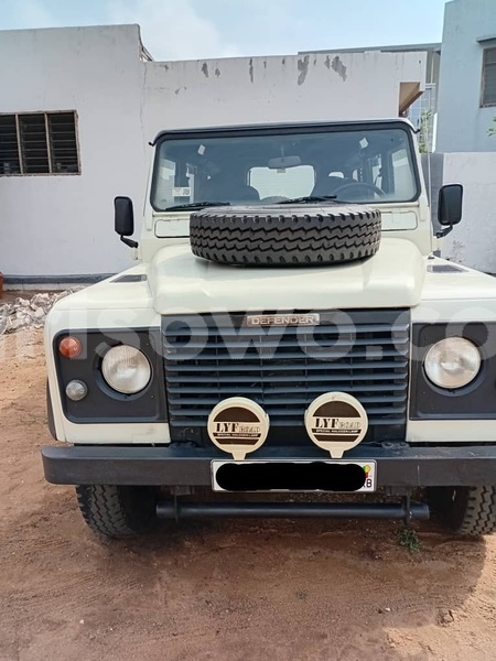 Big with watermark land rover defender benin cotonou 24354