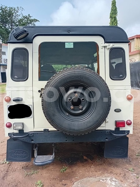 Big with watermark land rover defender benin cotonou 24354