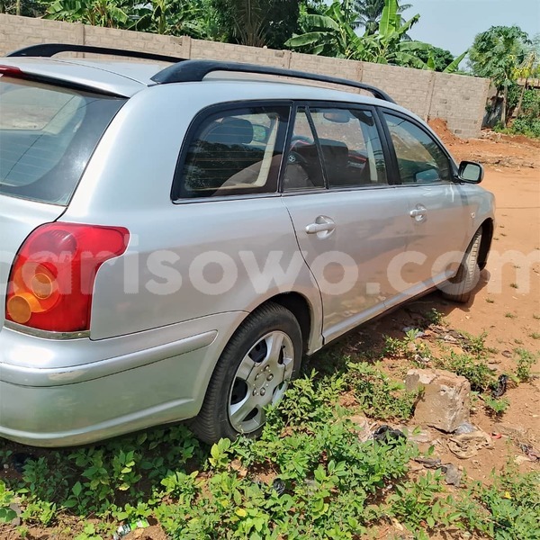 Big with watermark toyota avensis benin cotonou 24356