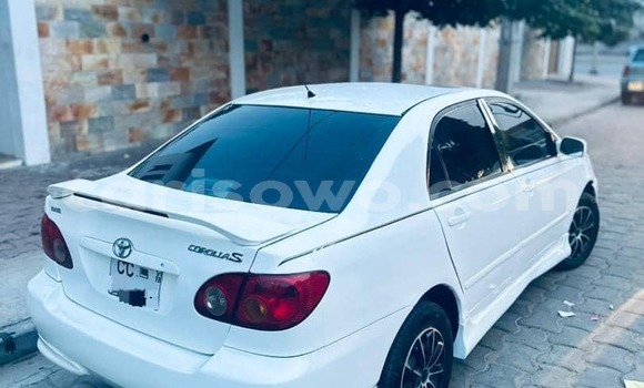 Acheter Occasion Voiture Toyota Corolla Blanc à Abomey Calavi, Benin Acheter Occasion Voiture Toyota Corolla Blanc à Abomey Calavi, Benin