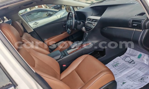 Acheter Occasion Voiture Lexus RX 350 Blanc à Cotonou, Benin Acheter Occasion Voiture Lexus RX 350 Blanc à Cotonou, Benin