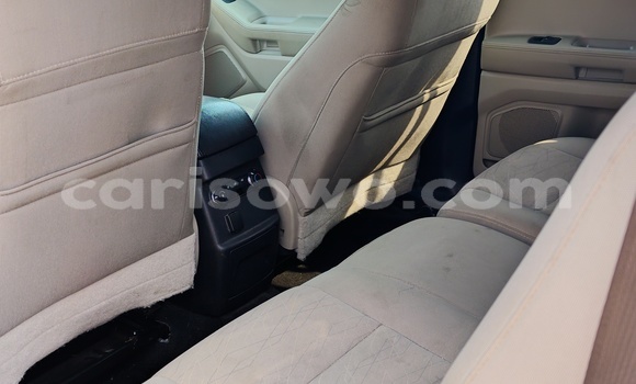 Acheter Occasion Voiture Ford Explorer Blanc à Cotonou, Benin Acheter Occasion Voiture Ford Explorer Blanc à Cotonou, Benin