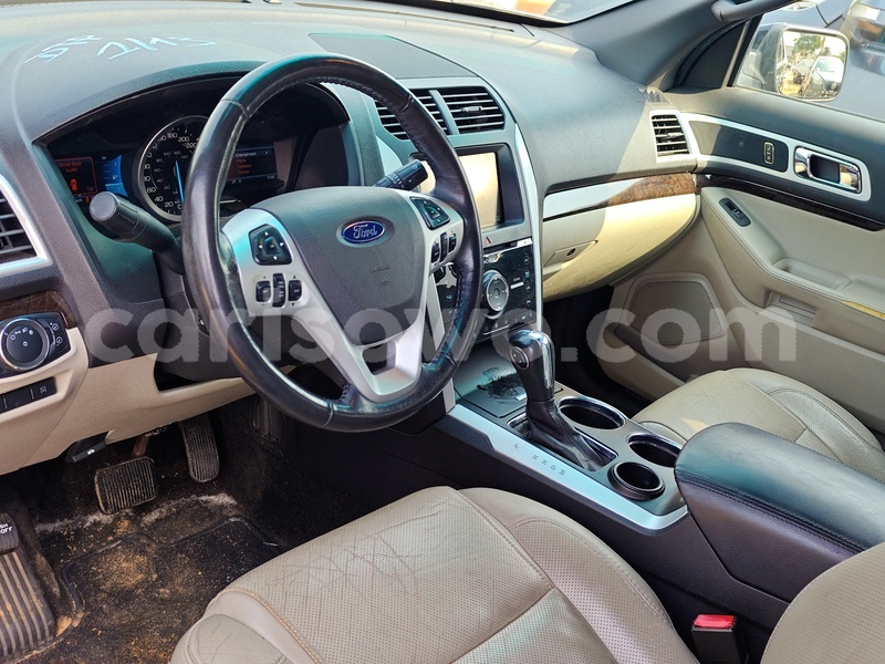 Big with watermark ford explorer benin cotonou 24378