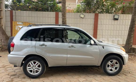 Acheter Occasion Voiture Toyota RAV4 Gris à Cotonou, Benin Acheter Occasion Voiture Toyota RAV4 Gris à Cotonou, Benin