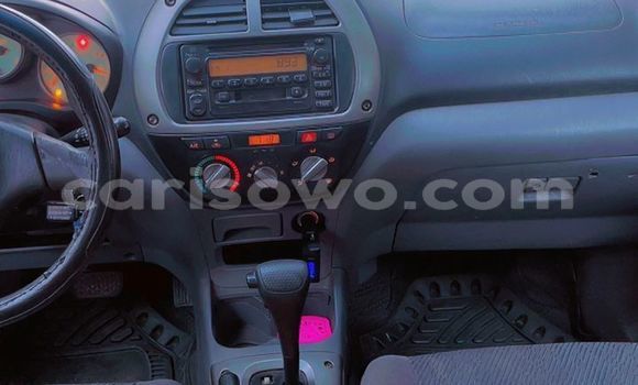 Acheter Occasion Voiture Toyota RAV4 Gris à Cotonou, Benin Acheter Occasion Voiture Toyota RAV4 Gris à Cotonou, Benin