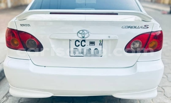Acheter Occasion Voiture Toyota Corolla Blanc à Cotonou, Benin