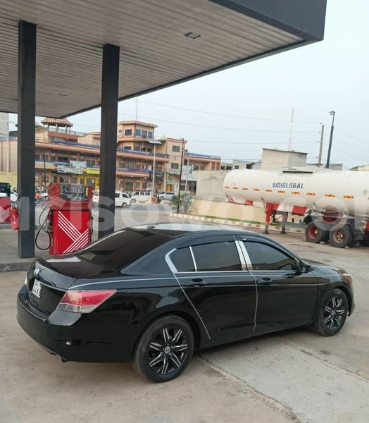 Big with watermark honda accord benin cotonou 24388