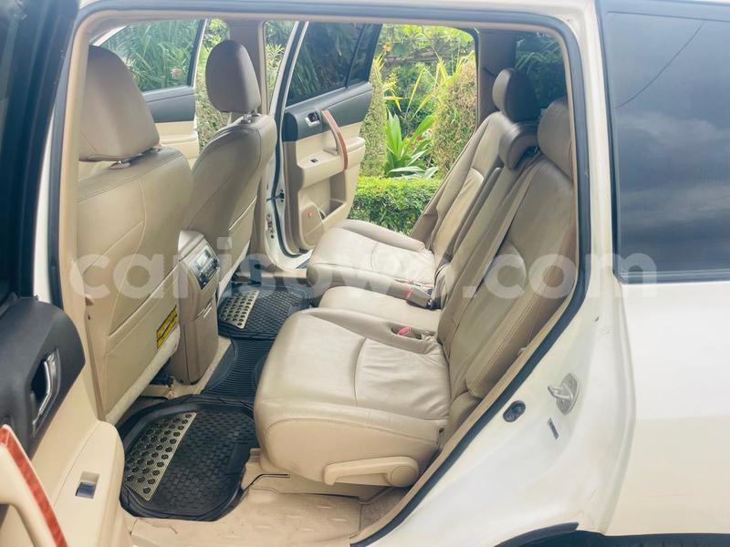 Big with watermark toyota highlander benin cotonou 24391