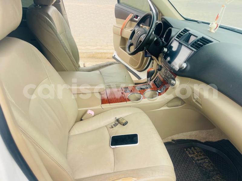 Big with watermark toyota highlander benin cotonou 24391