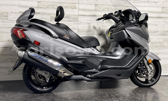 Acheter Occasion Moto Suzuki Burgman Noir à Abomey Calavi, Benin Acheter Occasion Moto Suzuki Burgman Noir à Abomey Calavi, Benin