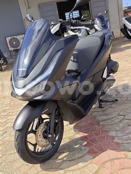 Big with watermark honda pcx benin cotonou 24398