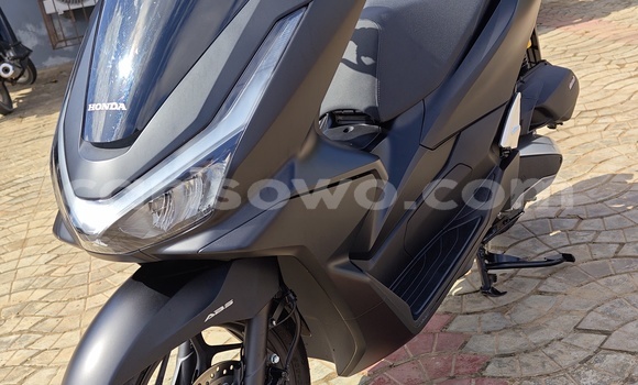 Acheter Neuf Moto Honda PCX Noir à Cotonou, Benin Acheter Neuf Moto Honda PCX Noir à Cotonou, Benin