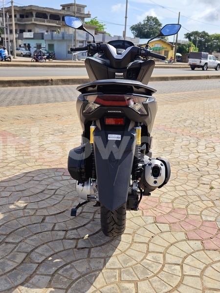 Big with watermark honda pcx benin cotonou 24398