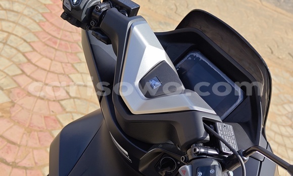 Acheter Neuf Moto Honda PCX Noir à Cotonou, Benin Acheter Neuf Moto Honda PCX Noir à Cotonou, Benin