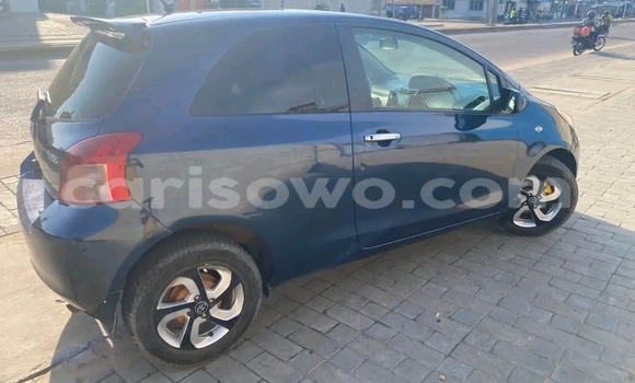 Acheter Occasion Voiture Toyota Yaris Bleu à Cotonou, Benin Acheter Occasion Voiture Toyota Yaris Bleu à Cotonou, Benin