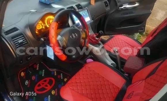 Sayi Na hannu Toyota Auris Black Mota in Cotonou a Benin Sayi Na hannu Toyota Auris Black Mota in Cotonou a Benin