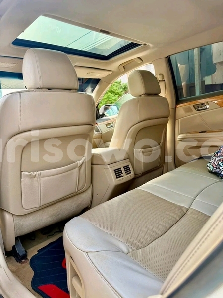 Big with watermark toyota avalon benin cotonou 24424