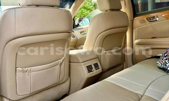 Acheter Occasion Voiture Toyota Avalon Blanc à Cotonou, Benin Acheter Occasion Voiture Toyota Avalon Blanc à Cotonou, Benin