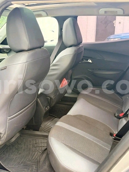 Big with watermark peugeot 2008 benin cotonou 24425