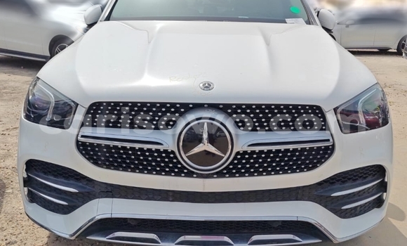 Sayi Na hannu Mercedes-Benz GLE White Mota in Cotonou a Benin Sayi Na hannu Mercedes-Benz GLE White Mota in Cotonou a Benin