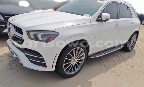 Sayi Na hannu Mercedes-Benz GLE White Mota in Cotonou a Benin Sayi Na hannu Mercedes-Benz GLE White Mota in Cotonou a Benin